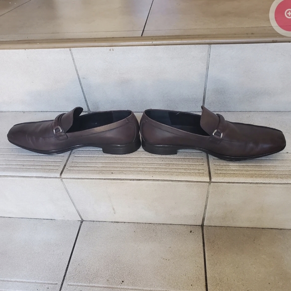 Shoes.. Calvin Klein men's dress shoes .. good condition size 9.. 42 European - Picture 2 of 6